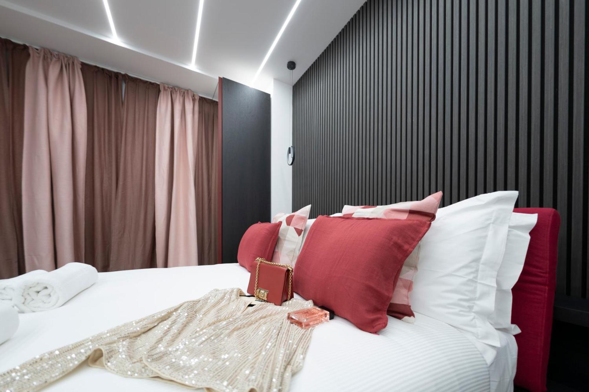 New Luxury Rooms ローマ エクステリア 写真